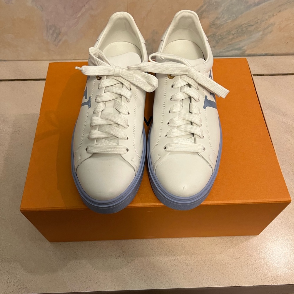 Louis Vuitton Time Out Sneakers size 42